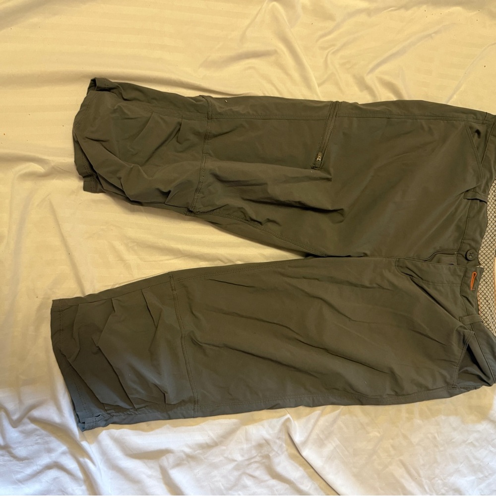Orvis women’s Forest Green Cargo Pants